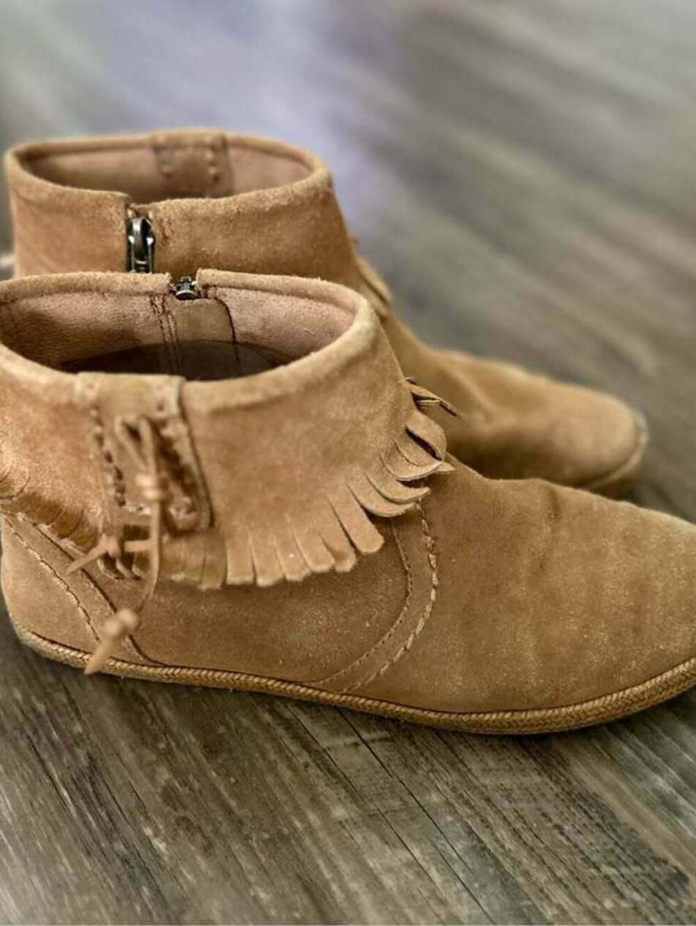 UGG Fringe Suede Ankle Boots Size 6 Women’s